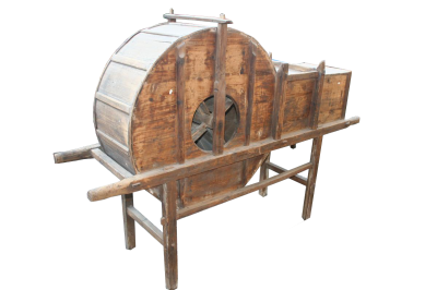 Attrezzo rustico sgranatore